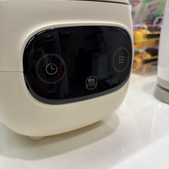 【コンフィー炊飯器】【2合炊き】2024年製★クリーニング済み/6ヶ月保証付き【管理番号12608】野の画像