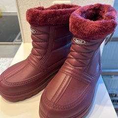 レディーススノーブーツです。の画像