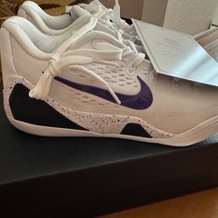 Kobe 9 ナイキ　コビー　９　ロー　EMの画像