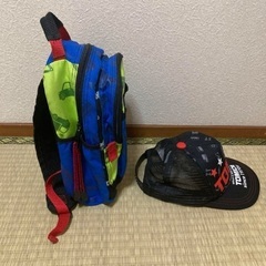 トミカ　リュック&キャップの画像