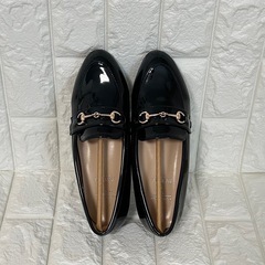 新品未使用❤️ロペピクニック
×HARUTA エナメル ビット付ローファー 23.5 黒の画像