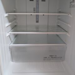 【限定値下げ！明日】美品⭐︎ハイセンス　130Lの画像
