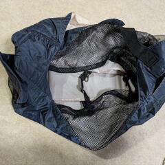 ショルダーバック型ペットキャリーの画像