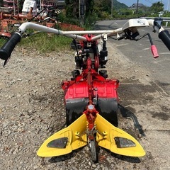 イセキ　管理機　正転逆転 耕運機 約6馬力 作業幅約320mm SX-60 ランドミニ60　跳ね上げ 中耕 ハン ドル回転 畝立て 土あげ 土寄せ 家庭菜園 畑 野菜 ネギ 農機具 程度良好 培土器 簡易始動動画ありの画像