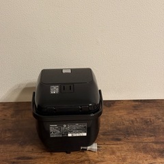 東芝　炊飯器　3号炊きの画像