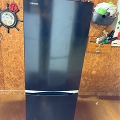 H2506 TOSHIBA 東芝　 2021年　2ドア冷蔵庫　153L  正面傷多数　の画像