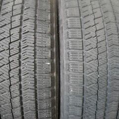 BRIDGESTONE VRX2 175/65R15 22年製スタッドレスの画像