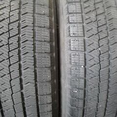 BRIDGESTONE VRX2 175/65R15 22年製スタッドレスの画像