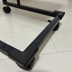 アイリスオーヤマのサイドテーブルの画像