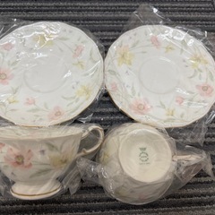 【差し上げます】ナルミ　カップ&ソーサーの画像