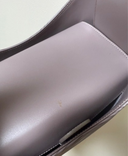 Louis Vuitton ヴェルソー ショルダーバッグ エピ ライラック