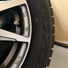13インチ　ホイール付き　スタッドレスタイヤ　の画像