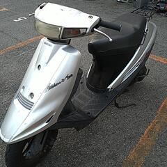 スズキアドレスV100実働車の画像