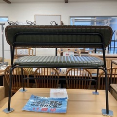 ★北九州、福岡市周辺配送可【マナベ家具】背付きベンチ　LaLa　レトロデザイン　ダイニングチェア　今年4月購入　💳自社配送時🌟代引き可💳※現金、クレジット、スマホ決済対応※ 【配送希望は要決済前問い合わせ】の画像