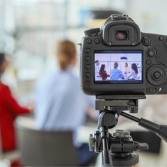 動画撮影します。ドローン空撮も可能