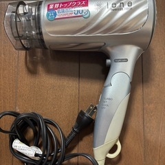 ドライヤーの画像