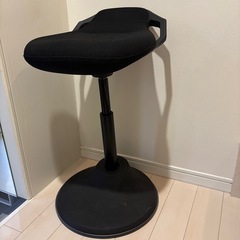 バランスチェア　スタンディングチェアの画像