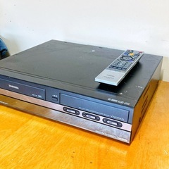 TOSHIBA HDD搭載VHS一体型DVDレコーダーの画像