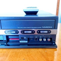 TOSHIBA HDD搭載VHS一体型DVDレコーダーの画像