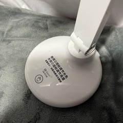 卓上ライトの画像