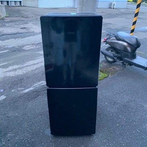 【札幌市内お届け送料無料】ハイアール　JR-NF148DK 2023年式　2枚ドア　冷蔵庫