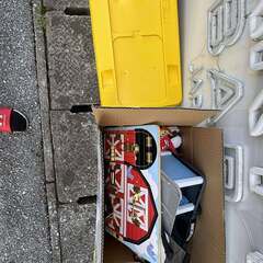 FREE TOYS FIRST COME FIRST SERVEの画像