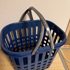 洗濯かごの画像