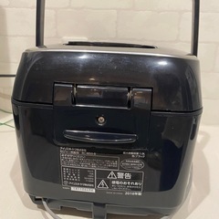 炊飯器の画像