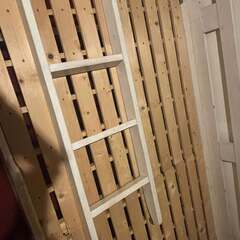FREE TWIN BED FRAMESの画像