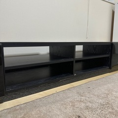 テレビボードの画像