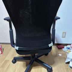 【取引中】イス　移動式の画像