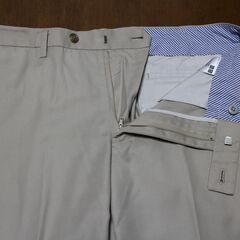 【2点で3,000円】その② UNIQLO スリムドレスチノ カーキの画像