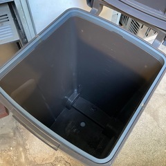 アスベル 90L ゴミ箱 車輪付き 海外風 ブラウン の画像