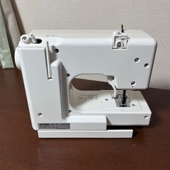 JANOME ハローキティ 電動ミシン KT-35 525の画像