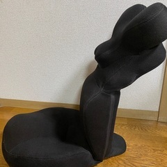 あちこち調節可能な座椅子の画像