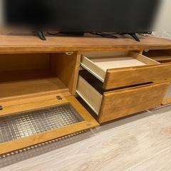 テレビ台の画像