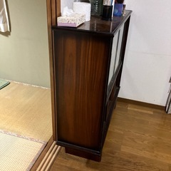 キャビネットの画像