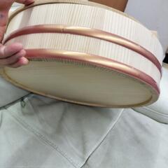 すし桶の画像