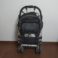 COMBI  ベビーカー  の画像
