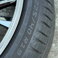 レオニス MV 19インチ クラウン 4本セットの画像