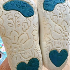スニーカー14.5cm💙花柄の画像