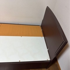 引き出し付きベット(マットレス無し)の画像