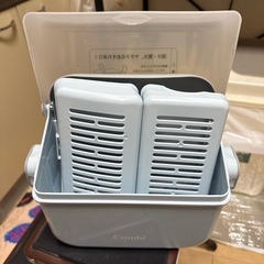 combi 哺乳瓶消毒ケース （電子レンジ用） の画像