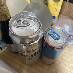 お酒とレッドブルセットの画像