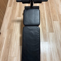 マルチベンチ マルチシットアップベンチ 折り畳み フラットベンチ 腹筋 背筋 ダンベル プレス用 トレーニングベンチ 腹筋台 とSTEADYのディップススタンドとの画像