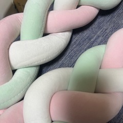 美品！！ベッドガード🌈ベビーベビークッションの画像