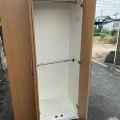 おしゃれな洋服ダンス！全身鏡付きの画像