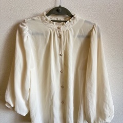 ワンピース2着 ブラウストップスセットの画像