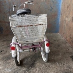 三輪自転車の画像