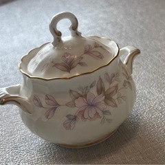 【ノリタケ】花柄ティーカップセットの画像